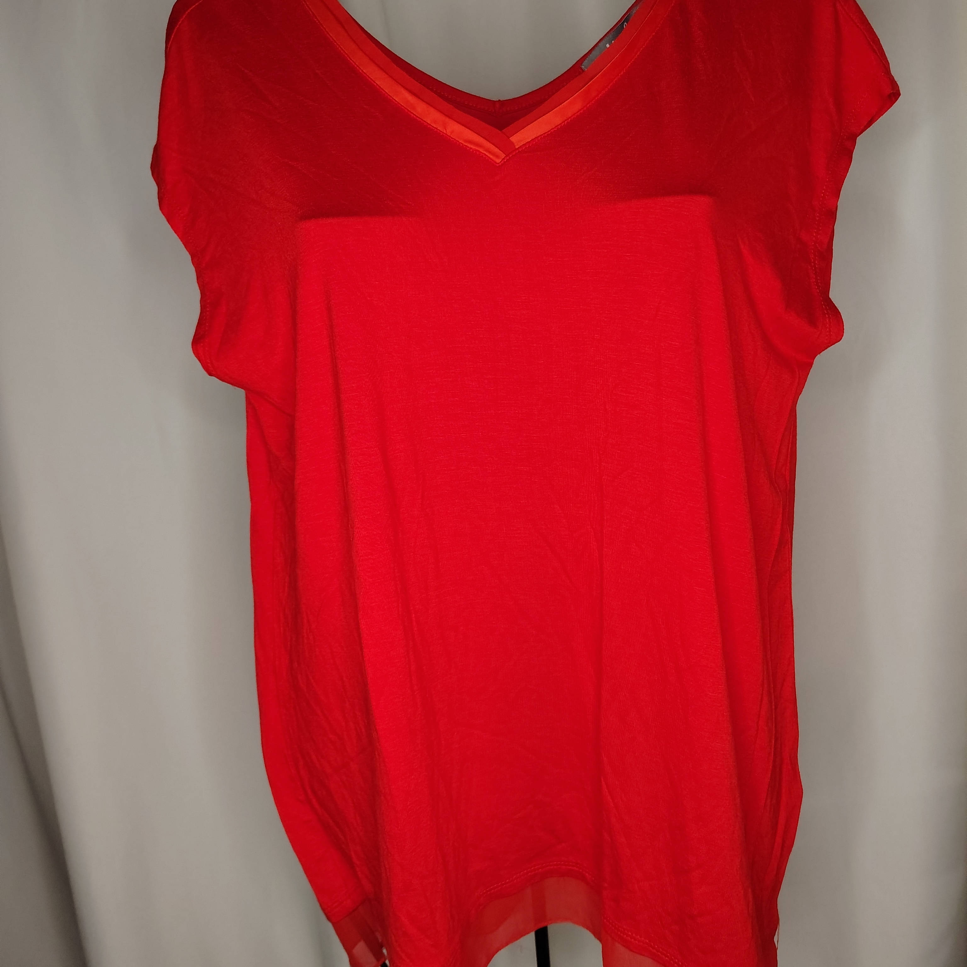 Marled Bright Red Short Sleeve Top